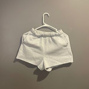 sweat shorts, gray, size M, from Ross